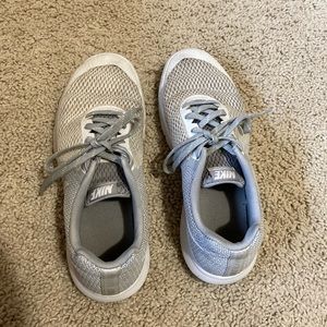 nike running sneakers